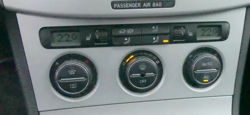 VW Passat 3C Steuergerät Klimaanlage 3C0907044DM Heizung Sitzheizung Anzeige (109291)
