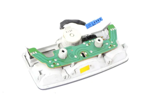 VW Golf 4 Passat 3BG T5 Leuchte Innenraum Innen Lampe 3B0947105A (109628)