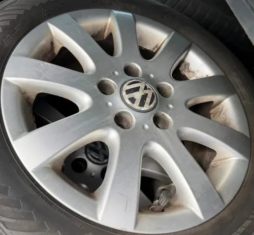 1x Felge Alufelge VW Golf 5 Touran 6,5jx15H2 ET50 1K0601025AQ Alu original  1c