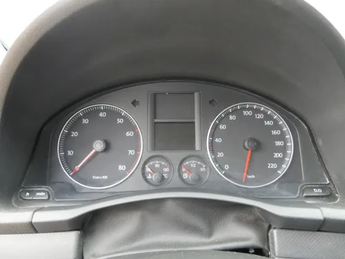 VW Golf 5 1K 5M Plus Tacho Kombiinstrument 1K0920853N 169.000km Benziner BUD (202136)
