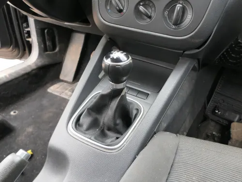 Golf 5 Schaltknauf Schaltsack Schaltung Schaltknüppel Leder 5-Gang 1K0711113CD (202141)
