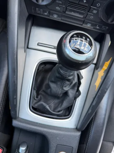 Audi A3 8P Mitteltunnel hinten Verkleidung um Handbremse Konsole - schwarz (202202)