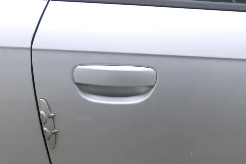 Audi A3 8P 2/3-Türer Tür vorne rechts Beifahrertür Türblatt grau silber LX7W (202434)