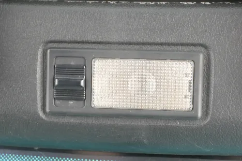 VW Golf 3 4 Cabrio Innenraumleuchte Leuchte innen Leselampe schwarz 443947105C (114171)