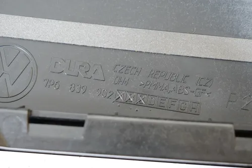 VW Touareg 7P Blende Fensterrahmen hinten rechts in Tür 7P6839902C (202374)