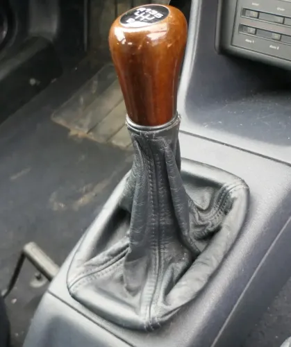 VW Golf 3 Schaltknauf Schaltsack Schaltung Leder blau Holz Schaltknüppel (202456)