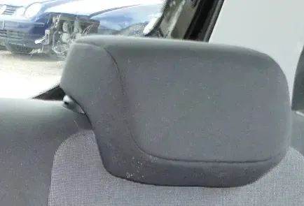 1x VW Up Mii Kopfstütze hinten rechts oder links schwarz (202578)