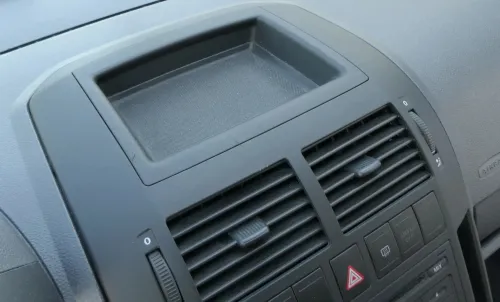 VW Polo 9N Mittelkonsole Verkleidung um Radio schwarz 6Q0858069AD /T (202673)